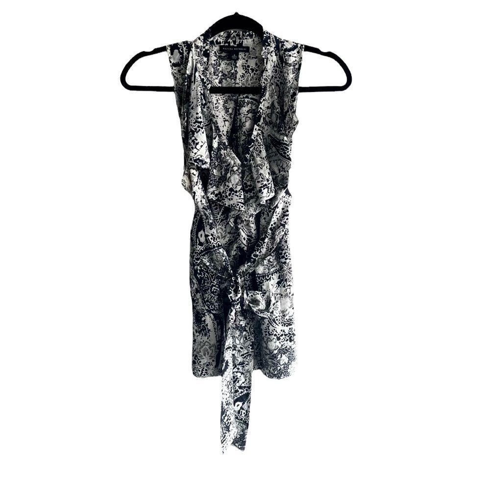 BANANA REPUBLIC Silk Sleeveless V-Neck Blouse Tank Top Ruffle Belt Printed S